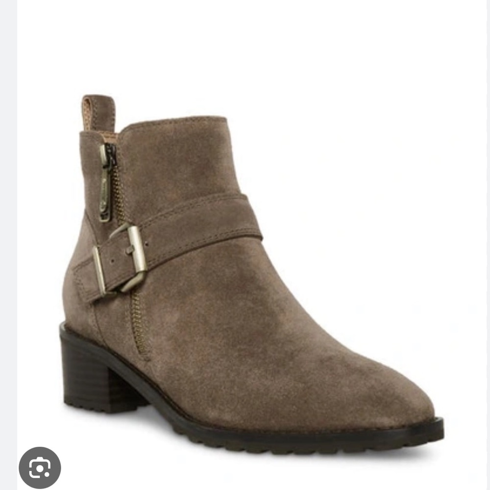 NEW BLONDO Susan Zip Bootie suede heel dark taupe women size 7.5